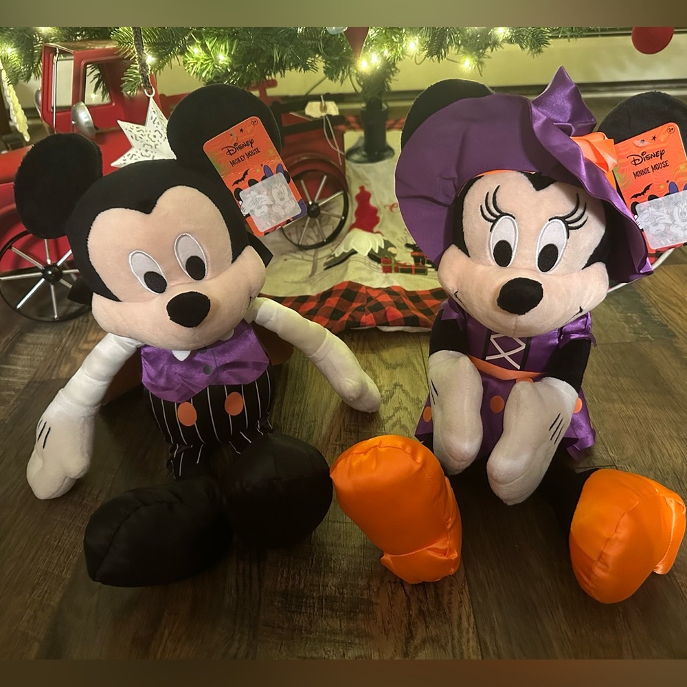 Mickey And Minnie Mouse Plush Vampire & Witch 18” Long ~ NWT (you get both) - Picture 11 of 11